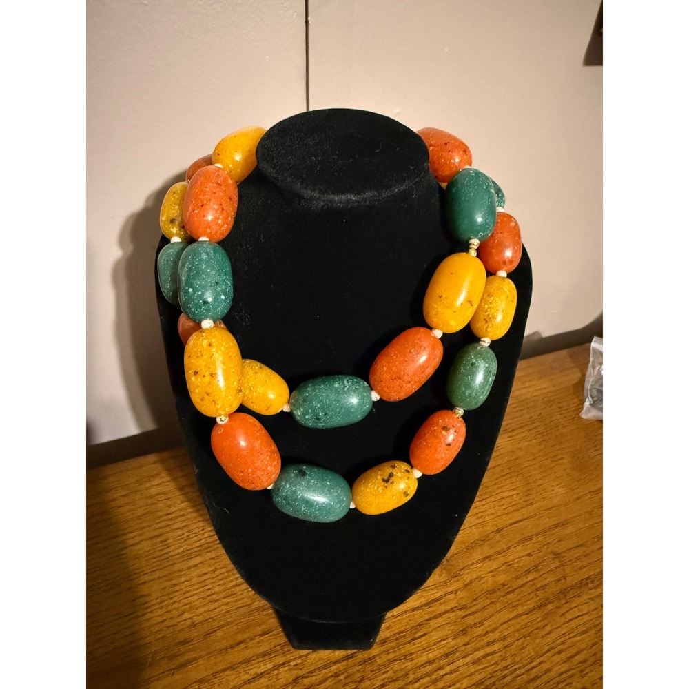 Vintage Chunky Multi Color Oval Bead Necklace Green Yellow Orange 29 Inch